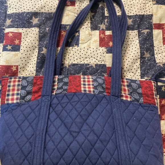 Mickey Mouse Patriotic quilted bag.14" x 10". Used. Zipper & 6 pockets on inside - Picture 3 of 9